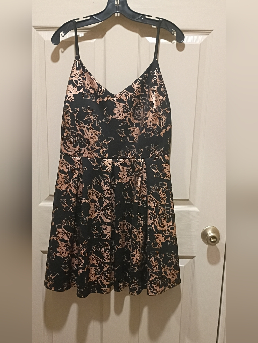 Elegant Plus Size Fit & Flare Gold & Black Floral Formal Mini Dress Size 2x